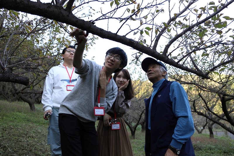 早稲田大学留学生　楠山公園にて