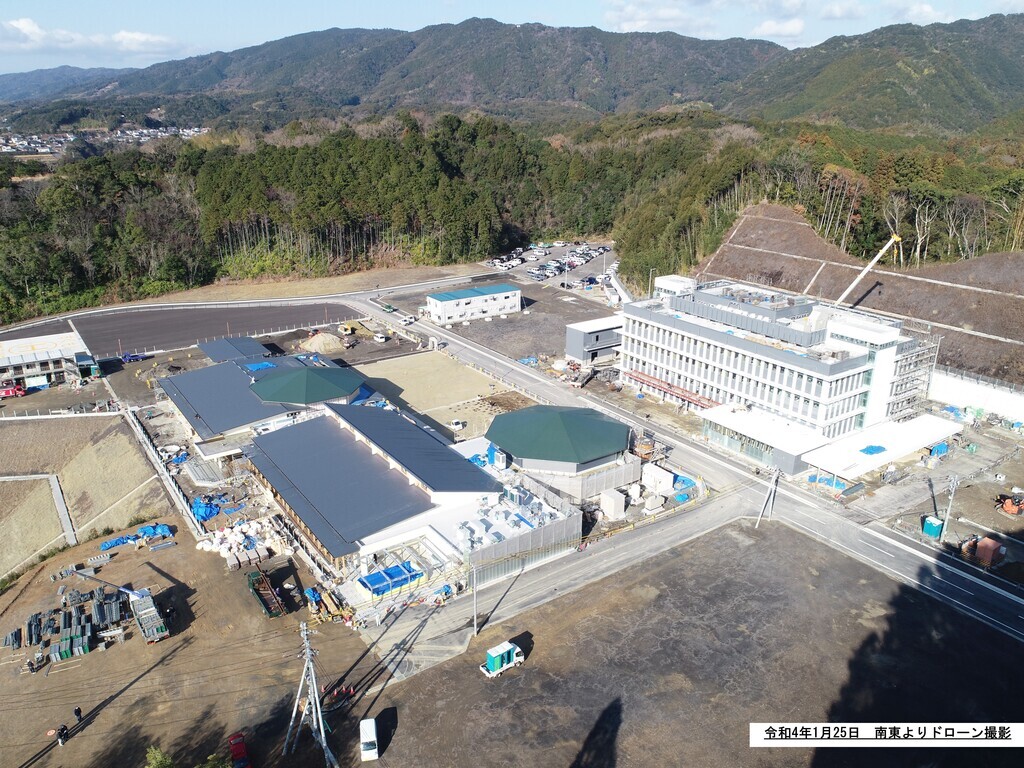 令和4年1月25日撮影 高台写真(南東よりドローン撮影)