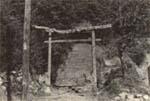 芳奈の鷂神社